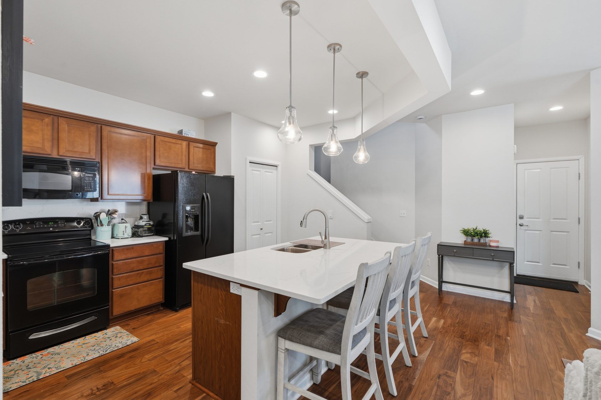 Kitchen & Appliances